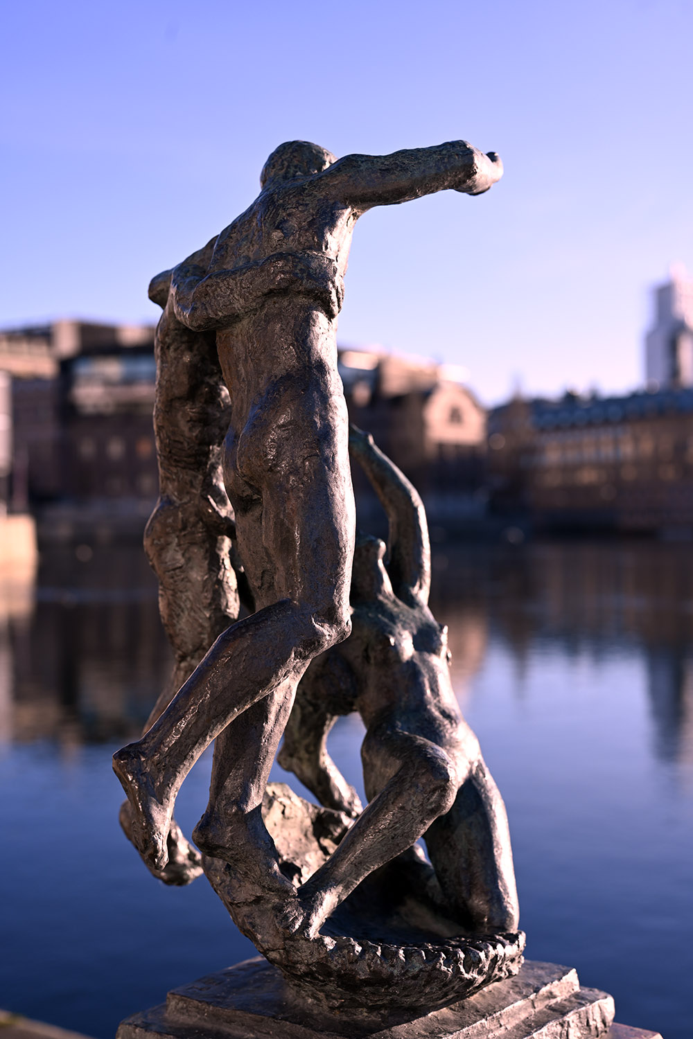DSC_4092a statue statue